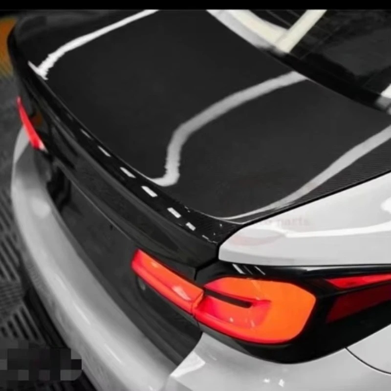 YX High Quality Dry Carbon Fiber Trunk Lid for  5 Series G30 G38 M5 F90 OEM Style Lightweight Upgrade Trunk Cover